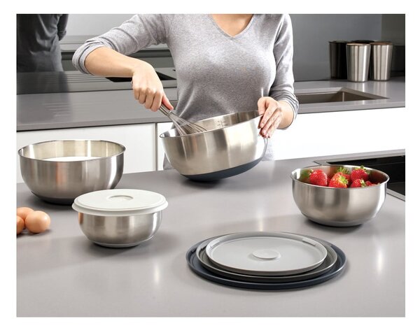 Nerezové mísy v sadě 4 ks ve stříbrné barvě ø 28,5 cm Nest Prep&Store – Joseph Joseph