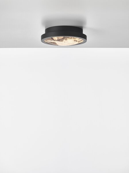 Brokis Luxusní nástěnné svítidlo Convex small, PC1352 Barva skla: triplex opál BROKISGLASS (CGC2676), LED zdroj: DIM, 24V, LED, 43W, 2700K, 4630lm, RA90+, Povrchová úprava skla: lesklý povrch (lícová strana) (CGSU2736)