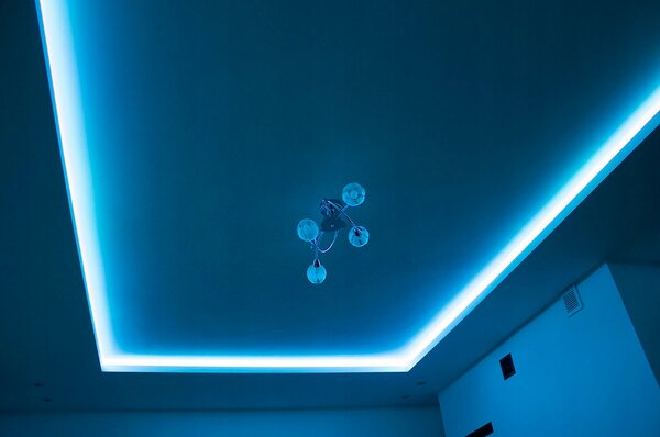LED pásek - SMD 5050 - RGB - 5m - 60LED/m - 14,4W/h - IP20 - s konektorem EcoLight