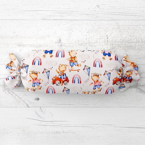 Biante Dětský polštář válec bonbon Sandra SA-521 Modro-červení pejsci s auty na bílém 15x40 cm