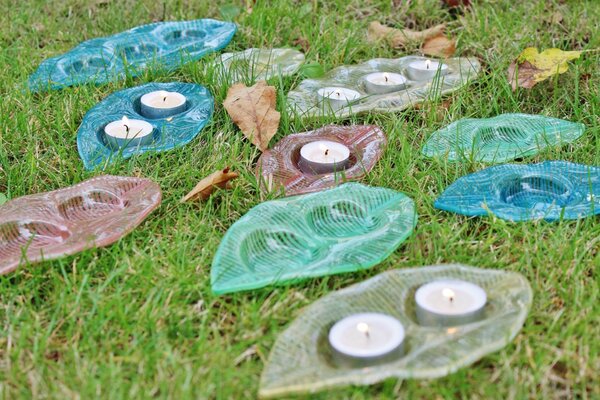BDK-GLASS Skleněný svícen LIST zelený Rozměr: 16x8cm