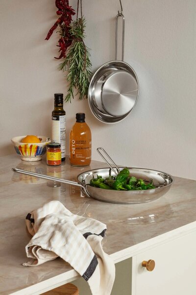 Eva Trio Stainless Steel Nerezová pánev 20 cm, bez povrchové úpravy, čistá ocel, na indukci, do trouby, pro prudké restování, Eva Solo