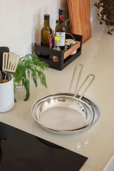 Eva Trio Stainless Steel Nerezová pánev 20 cm, bez povrchové úpravy, čistá ocel, na indukci, do trouby, pro prudké restování, Eva Solo