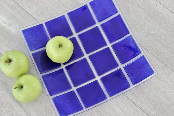 BDK-GLASS Skleněná mísa KARO 30x30cm - modrá