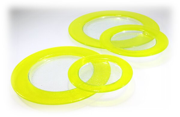 BDK-GLASS Kulaté talíře BAND - se žlutým okrajem Průměr: 32cm