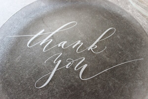 BDK-GLASS Šedý talíř prům. 28cm - THANK YOU
