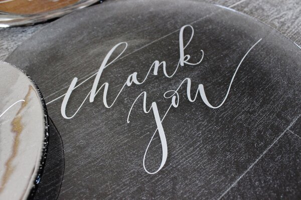 BDK-GLASS Šedý talíř prům. 28cm - THANK YOU