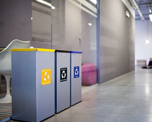 Alda Koš na tříděný odpad Eko Square 90 l, hnědé víko - bio, lakovaná ocel, šedá