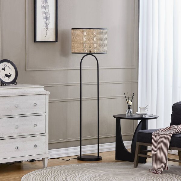 Lindby Stojací lampa Yaelle, výška 146 cm, ratan, černá, E27, Světlé dřevo, Obývací pokoj / jídelna, Dřevo, Skandinávský