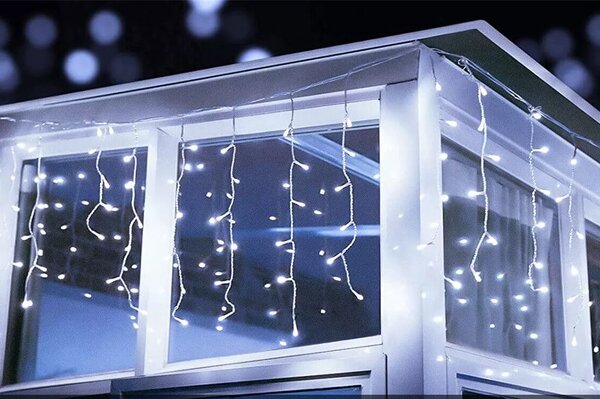 Světelný vánoční závěs - kombinace studené bílé nebo teplá bílé, 3m, 208 LED