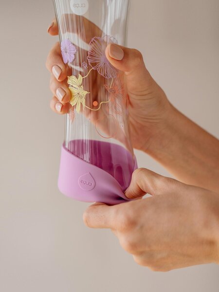 Skleněná lahev EQUA Lily 550 ml