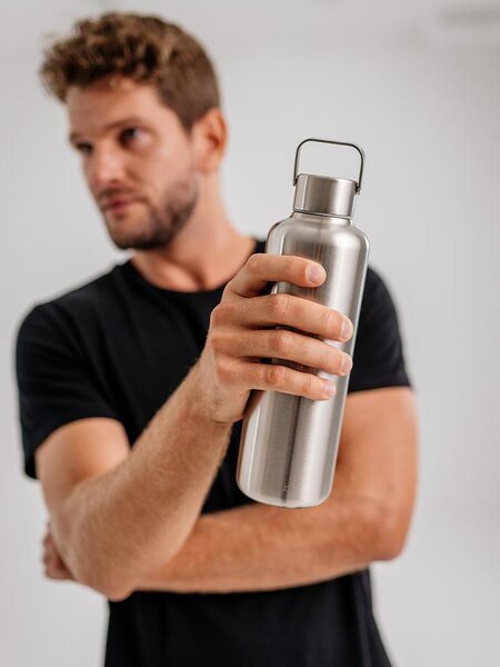 Lehká nerezová lahev EQUA Timeless Steel 600 ml a 1000 ml Objem: 600 ml