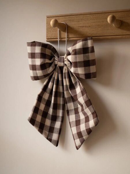 Hudson Home Závěsná dekorativní mašle Gingham Cream & Brown Checked HH105