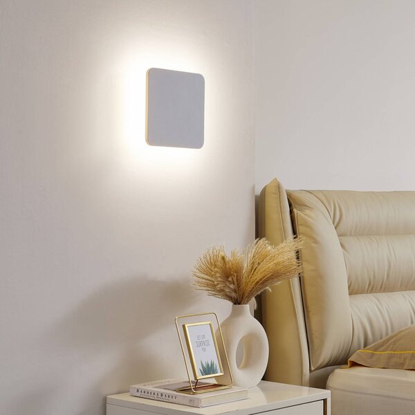 Lucande Nástěnné LED svítidlo Elrik, bílé, výška 22 cm, kovové, Bílá / opál, Chodba, kov, Moderní