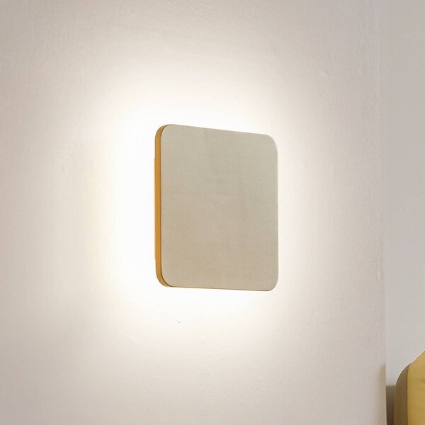 Lucande Nástěnné LED svítidlo Elrik, zlatá barva, 22 cm, kov, Mosaz / zlato, Chodba, kov, Moderní