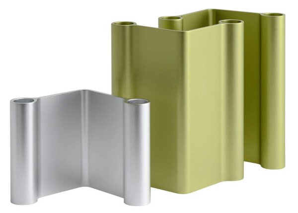 Muuto Svícen Pair H18, green