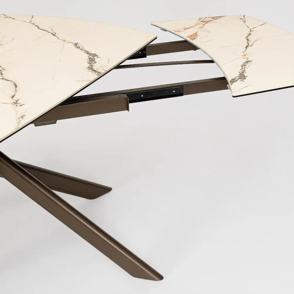 Bizzotto Hnědý zahradní rozkládací stůl Joakim 160/240 x 90 cm s keramickou deskou