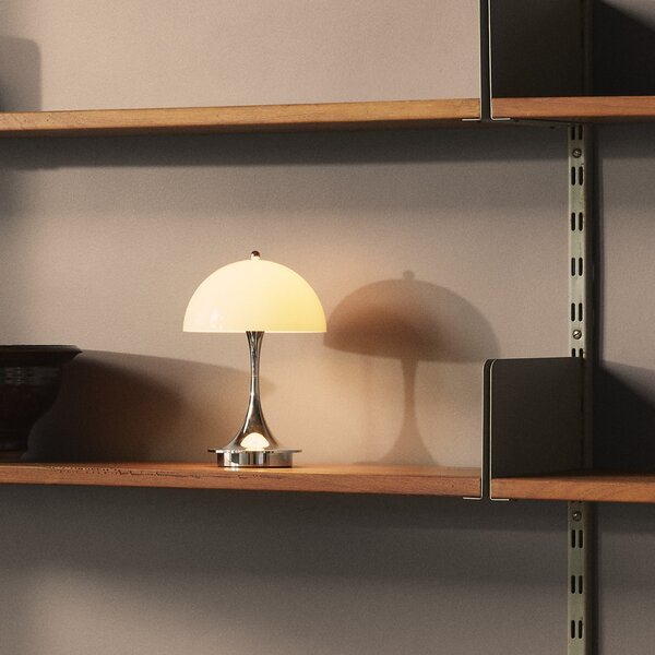 Přenosná lampa Panthella 160 V3 Opal Beige/Chrome