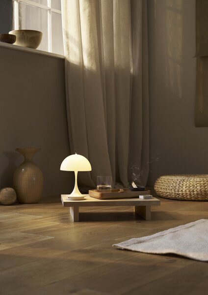 Přenosná lampa Panthella 160 V3 Opal Beige