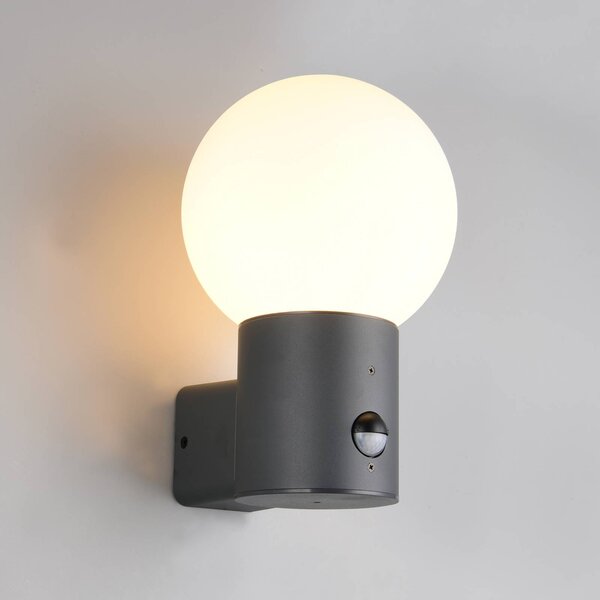 Trio Lighting Venkovní nástěnné svítidlo Mures, antracitová barva, výška 28 cm, kov, senzor, Černá, Hliník, Moderní