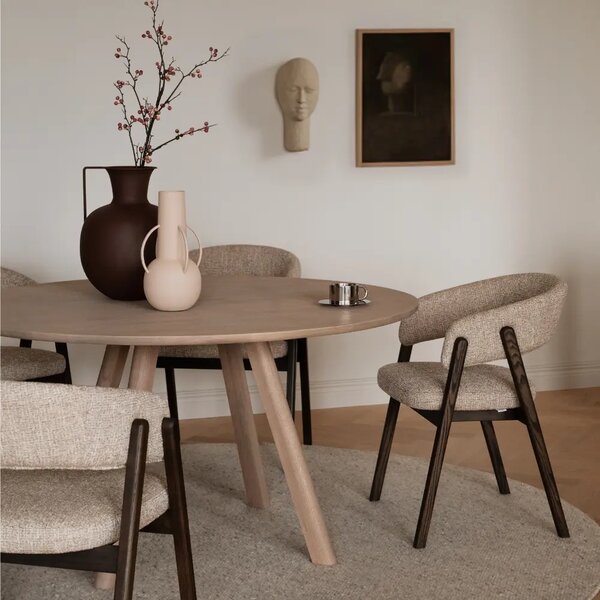 Rowico Světle hnědý dubový rozkládací jídelní stůl CLAPPERTON 140/240 x 140 cm