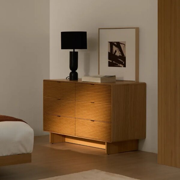 Kave Home Dubová komoda Norlen 120 x 50 cm