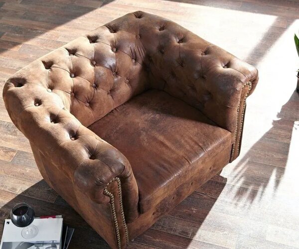 Chesterfield Bis Křeslo hnědé Gobi s puncy