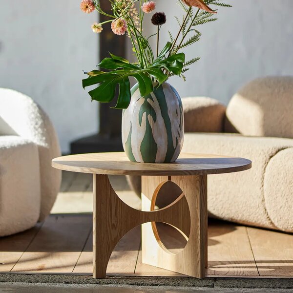 Bloomingville Dřevěný konferenční stolek Alden 80 cm