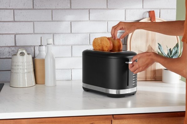 Toustovač KitchenAid 5KMT2109 - porcelánová