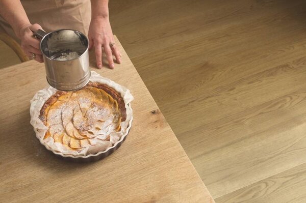 Dřevěná podlaha Quick Step - Toffee Brown Oak extra matt