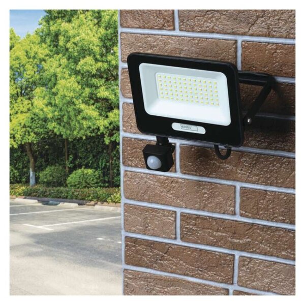 EMOS LED reflektor GLARO s pohybovým čidlem, 50 W, černý, IP54, 5000 lm, neutrální bílá 1531234400