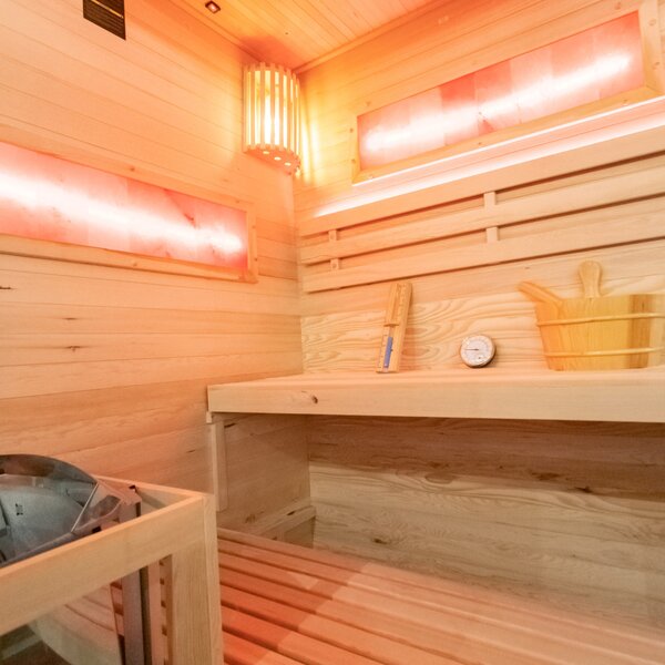 BPS-koupelny Finská sauna Relax HYD-6193 140x150, 3-4 osoby