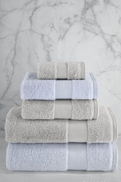 Luxusní ručník DELUXE 50x100cm. Nejlepší ručníky, které splňují požadavky na savost, hebkost a snadnou údržbu. Krémová