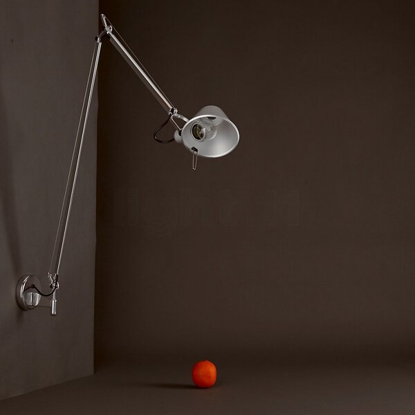 Artemide LED designová nástěnná lampa Tolomeo Braccio, 8W Teplota světla: 3000K - teplá bílá