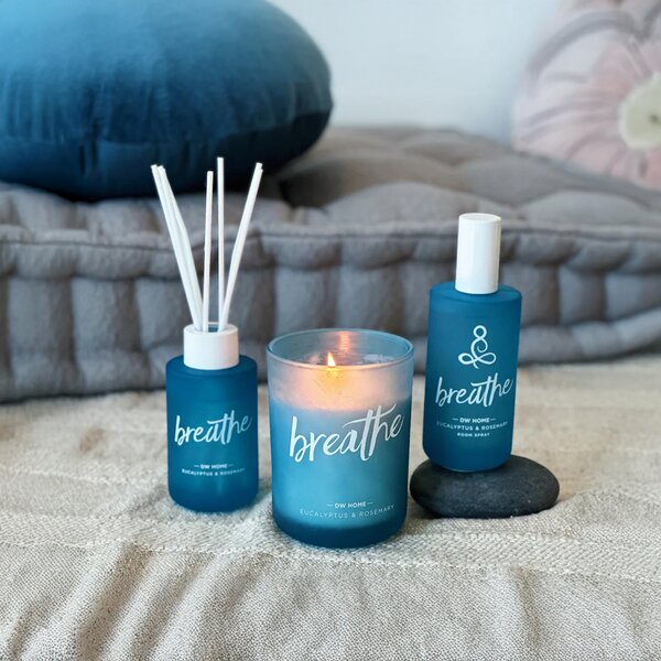 DW HOME Breathe Vonná svíčka, 425,5 g