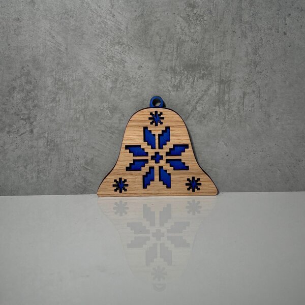 Wooden Mooden Dřevěné vánoční ozdoby Folklor (modrý podklad) Tvar: srdíčko