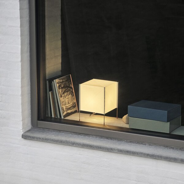 HAY Stolní lampa Paper Cube