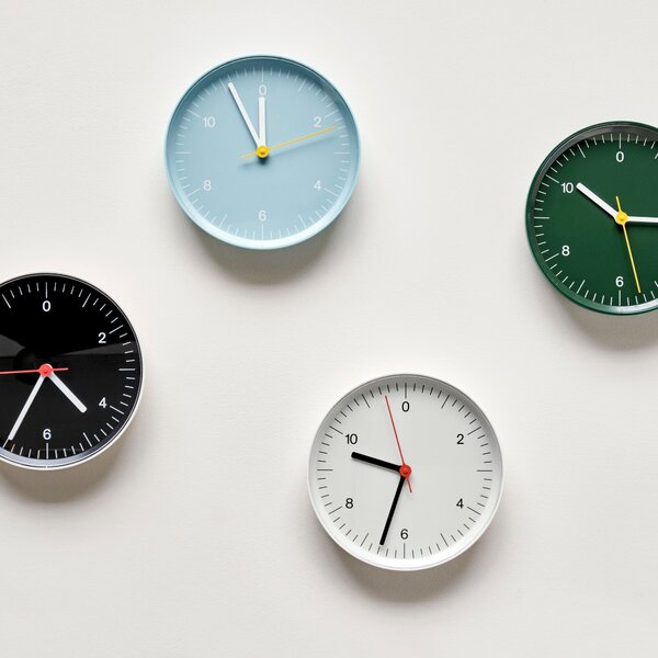 HAY Nástěnné hodiny Wall Clock, Grey