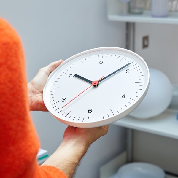 HAY Nástěnné hodiny Wall Clock, White