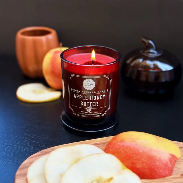DW HOME Apple Honey Butter Vonná svíčka ve skle, 256 g