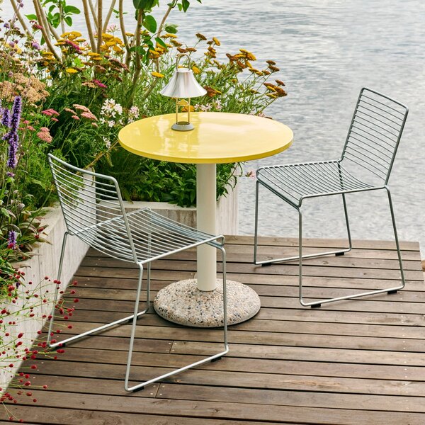 HAY Zahradní stůl Ceramic Ø70, Bright Yellow