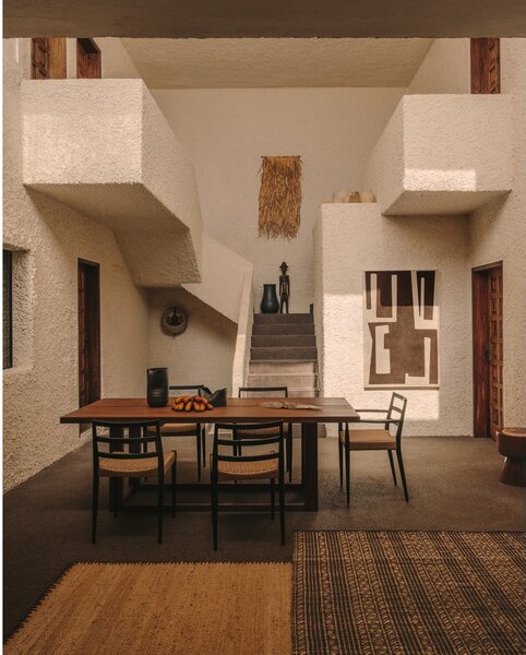 Jídelní stůl z teakového dřeva v přírodní barvě 100x220 cm Sashi – Kave Home