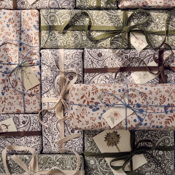 Balicí papír Flower Motif – 5 m