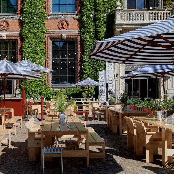 HAY Zahradní židle Crate Dining, Iron Red