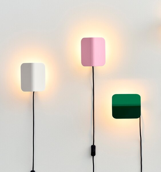 HAY Nástěnná lampa Apex Wall, Oyster White