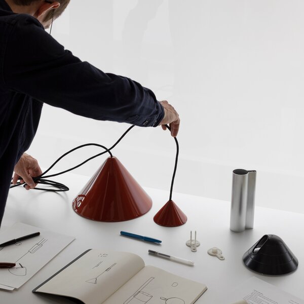 HAY Závěsná lampa Compass, 430, Brushed aluminium