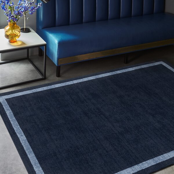 Tribeca Design Kusový koberec Buster Border Navy Rozměry: 68x240 cm