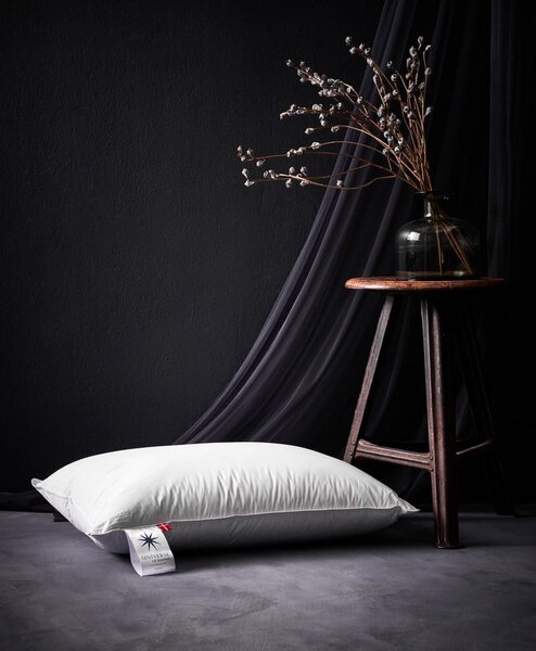 Polštář s péřovou výplní 50x70 cm Capella High – Universe of Sleeping
