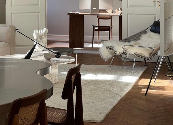 Linie Design Koberec Lineal Sweep White, přírodně bílý Rozměr: 140x200 cm