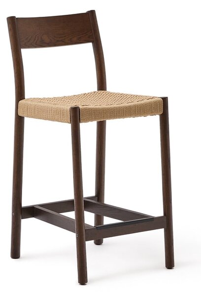 Hnědá/v přírodní barvě barová židle z dubového dřeva (výška sedáku 65 cm) Yalia – Kave Home